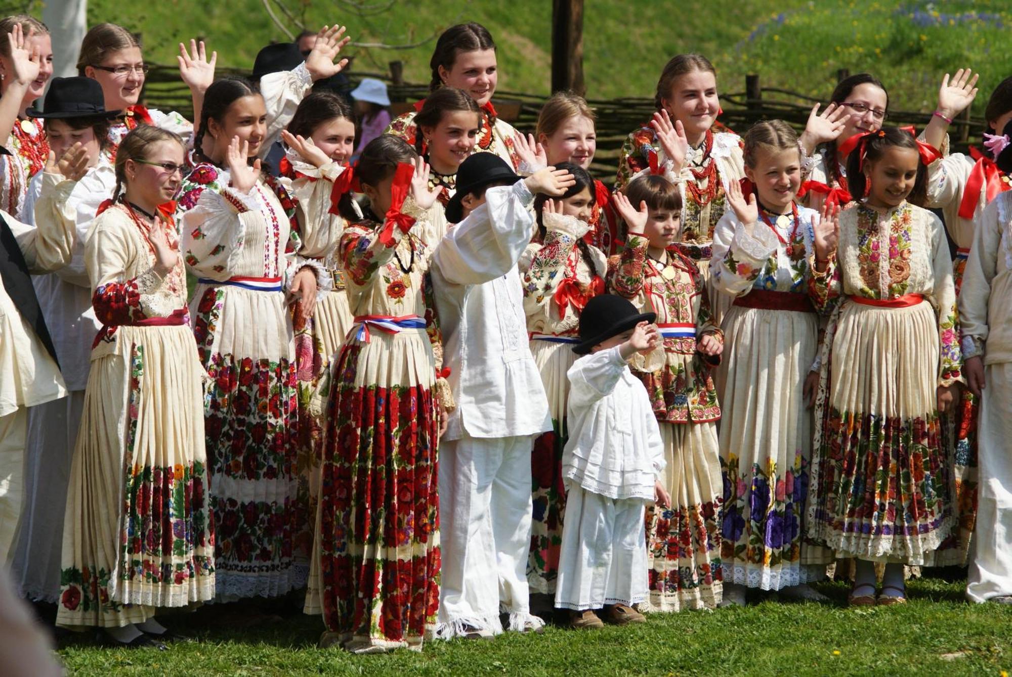 ホテル Tradicije Čigoč エクステリア 写真